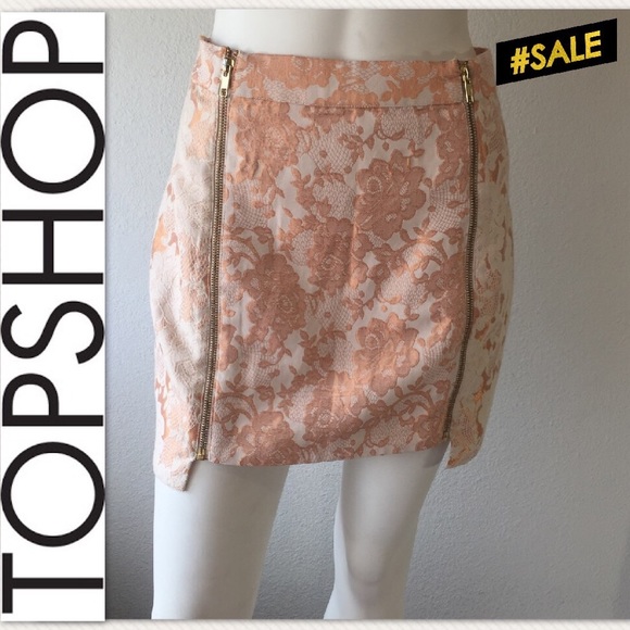 Topshop Dresses & Skirts - Topshop 8 Peach Floral Zip Step Hem Mini Skirt
